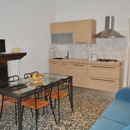 The Sweet Lake Nest Apartman Colonno Kültér fotó